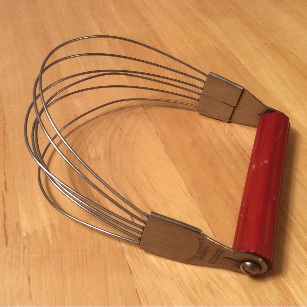 Antique Androck pasta blender Bakelite handle